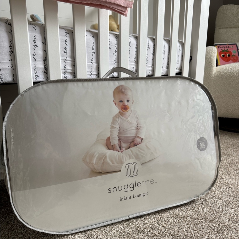 Snuggle Me Infant Lounger - Birch